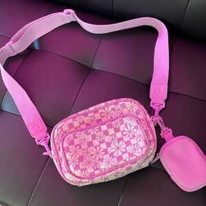 Wild Fable purple checkered/flower purse💜🌼